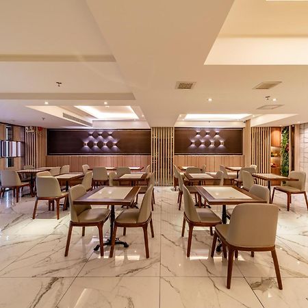 Edoya Hotel Ben Thanh Ho Chi Minh-staden Exteriör bild