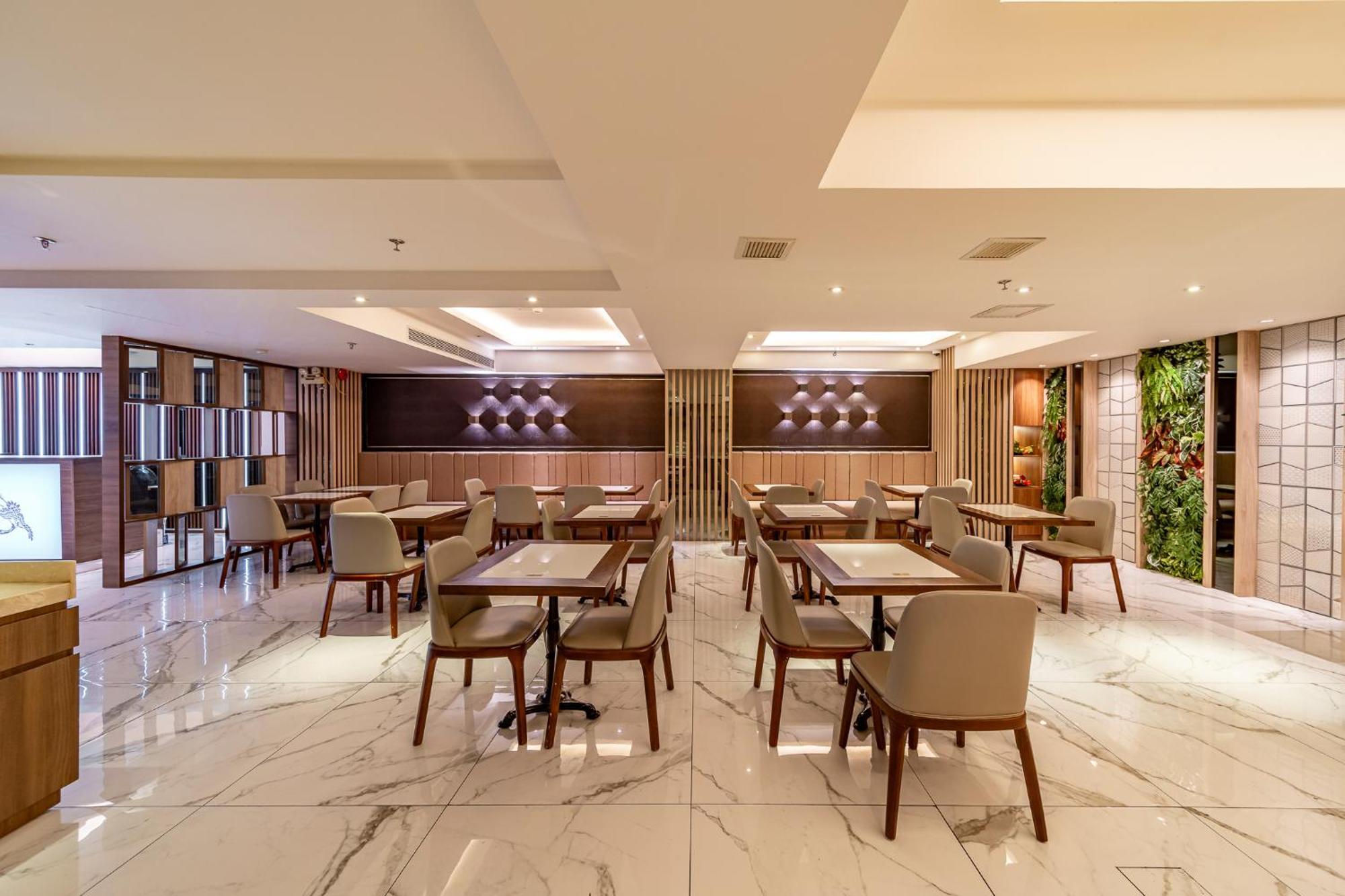 Edoya Hotel Ben Thanh Ho Chi Minh-staden Exteriör bild