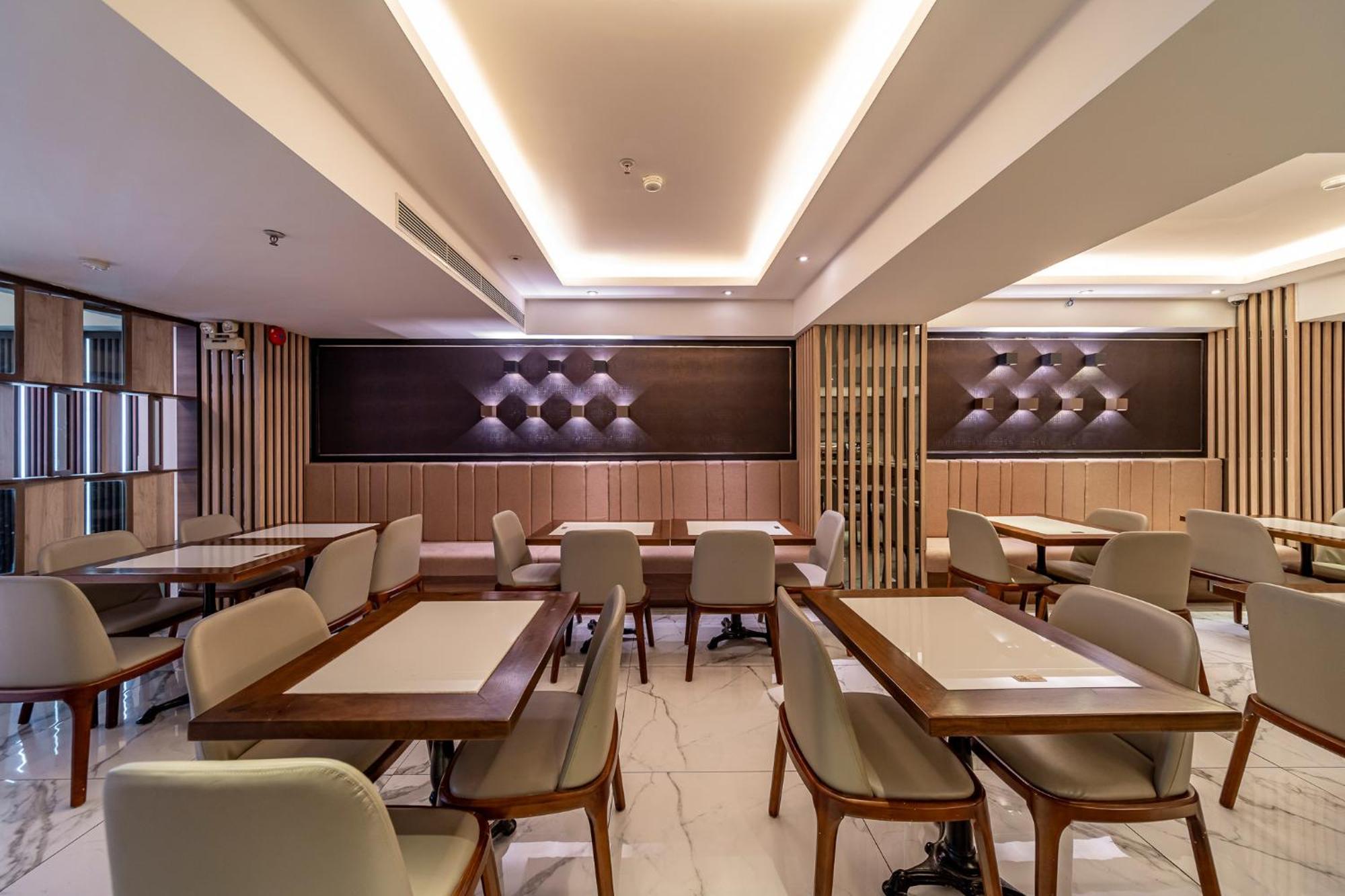 Edoya Hotel Ben Thanh Ho Chi Minh-staden Exteriör bild