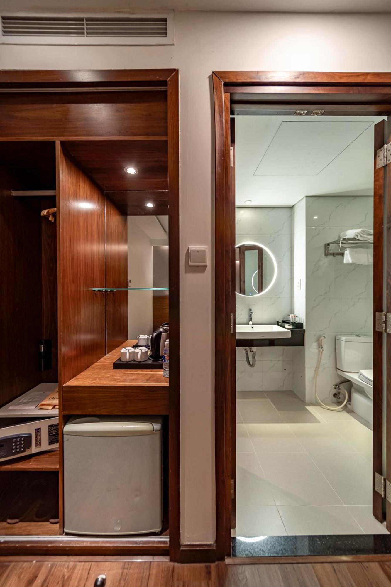 Edoya Hotel Ben Thanh Ho Chi Minh-staden Exteriör bild